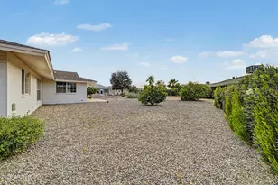 10338 W Caron Dr, Sun City, AZ 85351 - Photo 35