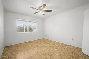 10338 W Caron Dr, Sun City, AZ 85351 - Photo 25