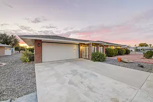 10338 W Caron Dr, Sun City, AZ 85351 - Photo 3