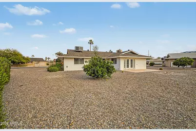 10338 W Caron Drive, Sun City, AZ 85351 - Photo 33