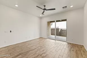 15909 N 74th Ln, Peoria, AZ 85382 - Photo 9