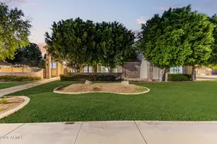 2266 E Mallory Cir, Mesa, AZ 85213 - Photo 7
