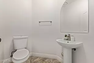 2266 E Mallory Cir, Mesa, AZ 85213 - Photo 29