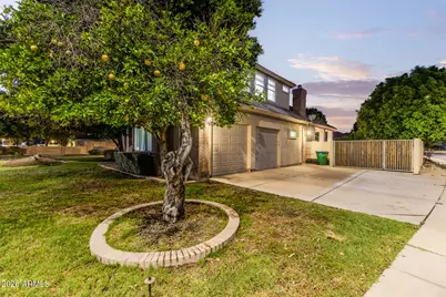 2266 E Mallory Circle, Mesa, AZ 85213 - Photo 3