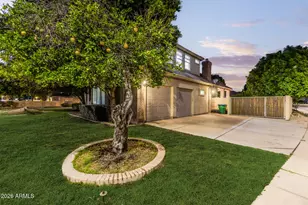 2266 E Mallory Cir, Mesa, AZ 85213 - Photo 9