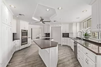 2266 E Mallory Circle, Mesa, AZ 85213 - Photo 25