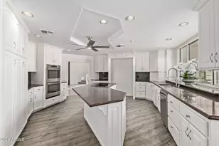 2266 E Mallory Cir, Mesa, AZ 85213 - Photo 25