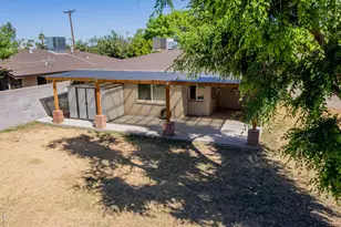 3907 E Mulberry Dr, Phoenix, AZ 85018 - Photo 39