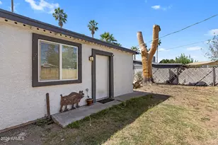 2327 N 31st St, Phoenix, AZ 85008 - Photo 55