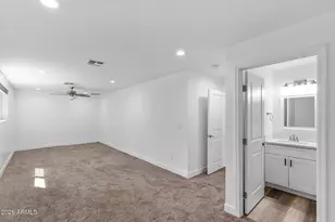 2327 N 31st St, Phoenix, AZ 85008 - Photo 29