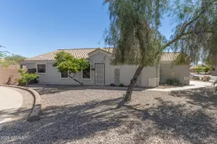 993 S 239th Dr, Buckeye, AZ 85326 - Photo 5