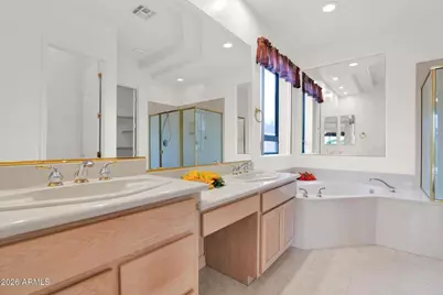 18 E Paint Your Wagon Trail, Phoenix, AZ 85085 - Photo 7