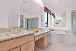 18 E Paint Your Wagon Trail, Phoenix, AZ 85085 - Photo 7