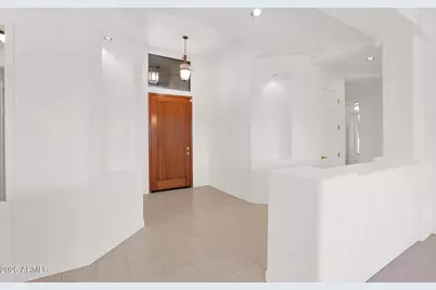 18 E Paint Your Wagon Trail, Phoenix, AZ 85085 - Photo 3