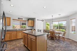 2249 E Soft Wind Dr, Phoenix, AZ 85024 - Photo 11