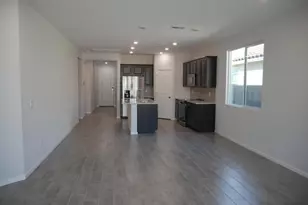 18156 W Daley Ln, Surprise, AZ 85387 - Photo 5