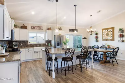 10289 W Ironwood Drive, Casa Grande, AZ 85194 - Photo 11