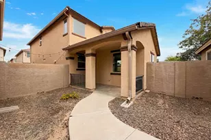 2739 N 73rd Dr, Phoenix, AZ 85035 - Photo 1