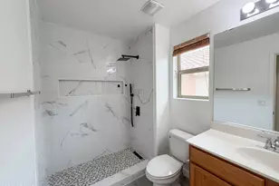 2739 N 73rd Dr, Phoenix, AZ 85035 - Photo 13