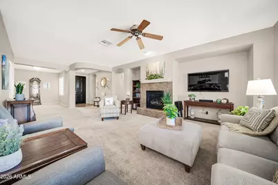 2214 W Hedgehog Place, Phoenix, AZ 85085 - Photo 7