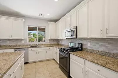 2128 W Gambit Trail, Phoenix, AZ 85085 - Photo 9