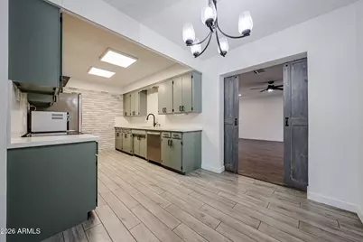 2816 N 33rd Place, Phoenix, AZ 85008 - Photo 3
