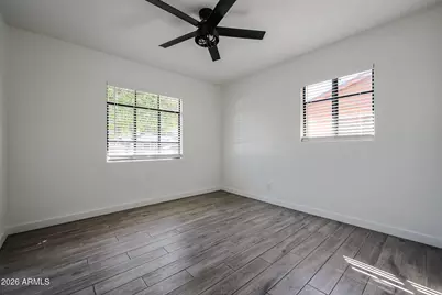 2816 N 33rd Place, Phoenix, AZ 85008 - Photo 27
