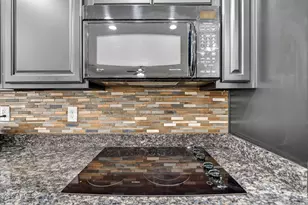 16739 W Lariat Ln, Surprise, AZ 85387 - Photo 7