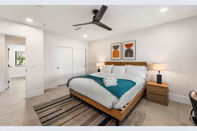 8621 E Indian Bend Road, Scottsdale, AZ 85250 - Photo 23