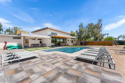 8621 E Indian Bend Road, Scottsdale, AZ 85250 - Photo 45