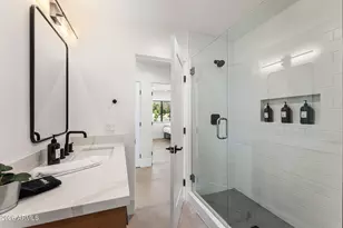 8621 E Indian Bend Rd, Scottsdale, AZ 85250 - Photo 21