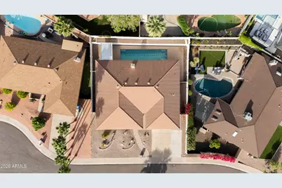 8111 N 18th Way, Phoenix, AZ 85020 - Photo 35