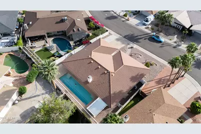 8111 N 18th Way, Phoenix, AZ 85020 - Photo 31