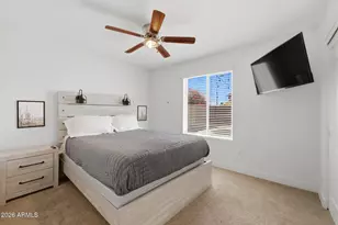 915 W Loughlin Dr, Chandler, AZ 85225 - Photo 13