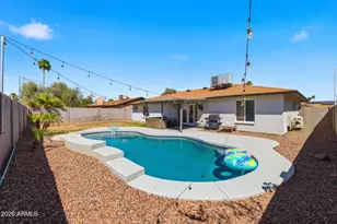 915 W Loughlin Dr, Chandler, AZ 85225 - Photo 17