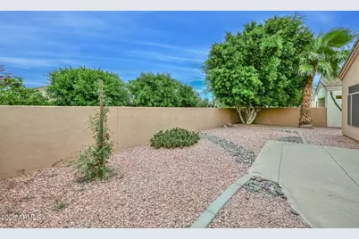 2210 E Branham Lane, Phoenix, AZ 85042 - Photo 27