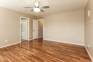 1346 E Dunbar Dr, Phoenix, AZ 85042 - Photo 9