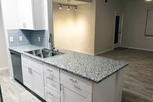 5302 E Van Buren St, Phoenix, AZ 85008 - Photo 7