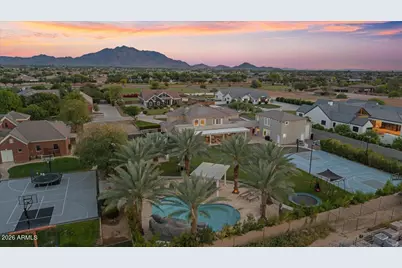 17718 E San Carlos Way, Gilbert, AZ 85298 - Photo 47