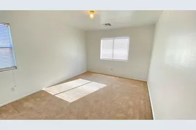 7425 W Crown King Road, Phoenix, AZ 85043 - Photo 19