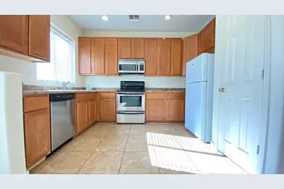 7425 W Crown King Road, Phoenix, AZ 85043 - Photo 9