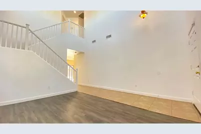 7425 W Crown King Road, Phoenix, AZ 85043 - Photo 11