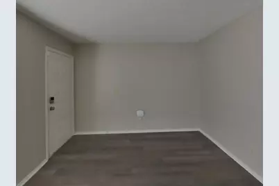 10906 W Calle Del Sol, Phoenix, AZ 85037 - Photo 3