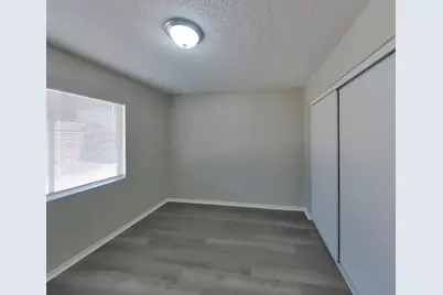 10906 W Calle Del Sol, Phoenix, AZ 85037 - Photo 11