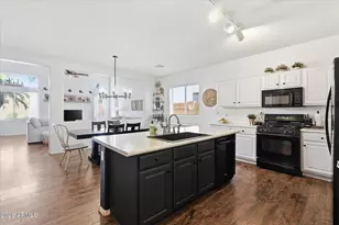 388 E Harold Dr, San Tan Valley, AZ 85140 - Photo 9