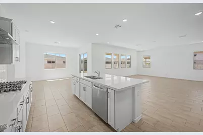 22661 E Starflower Drive, Queen Creek, AZ 85142 - Photo 3