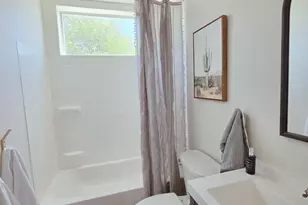 933 W Mercer Ln, Phoenix, AZ 85029 - Photo 17