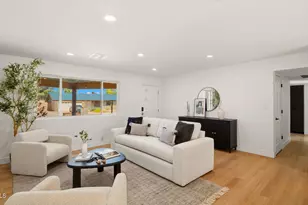 2839 E Sierra St, Phoenix, AZ 85028 - Photo 9