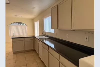 9427 W Ironwood Drive, Peoria, AZ 85345 - Photo 5