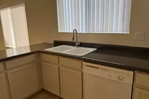 9427 W Ironwood Dr, Peoria, AZ 85345 - Photo 23